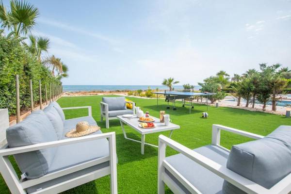 Ayia Thekla Seafront Villa Dagi