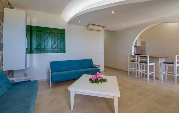 MyroAndrou Beach Hotel Apartments