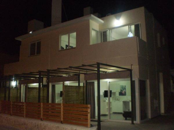 Sunny Holiday Apartments