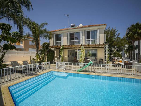 Asteria Villa by the Sea