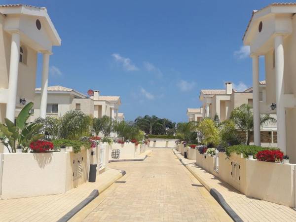 Anthorina Villa 8