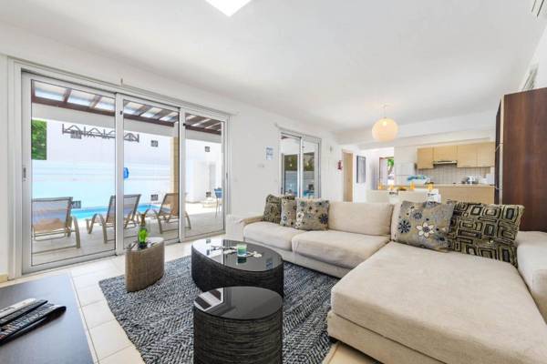 Villa Konnos Breeze
