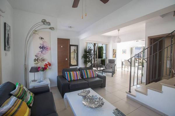 Villa Meganmodern 3bdr Villaclose To The Beach