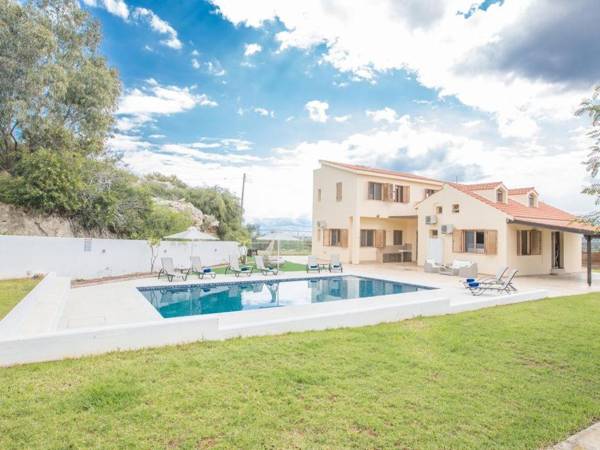 Villa Konnos View Stunning 6BDR Villa with Private Pool Close to Konnos Beach