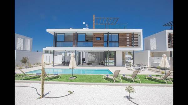Protaras Elite Pearl Villa Ep16