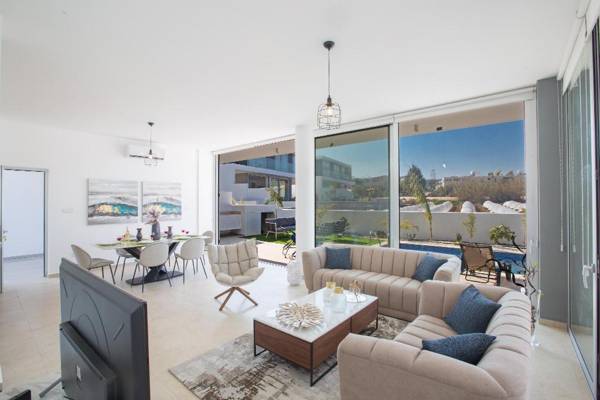 Villa Prol19 Beautiful 3bdr Protaras Villa with Pool Close to Fig Tree Bay