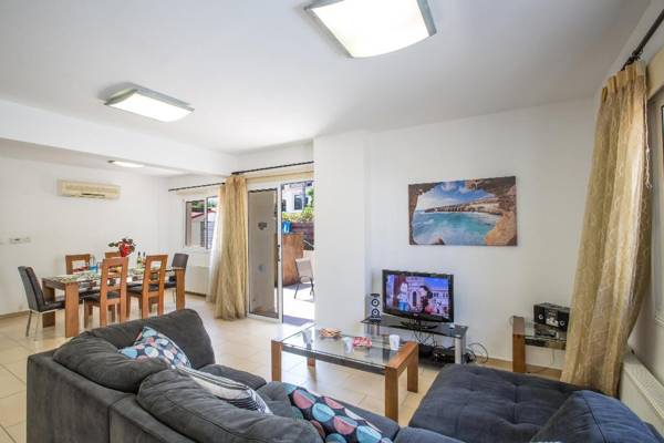 Protaras Holiday Villa Pv5