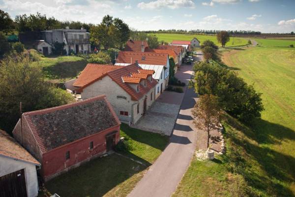 VÁŠ SKLEP - vinný sklep a penzion