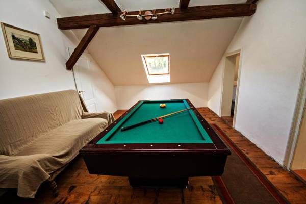 Chalupa kde bejval krám ★ sauna ★ kulečník ★ pinec