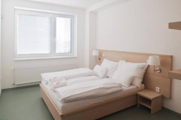 HOTEL A RESTAURACE U STAVAŘE