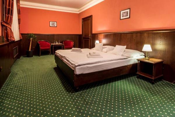 Hotel U Hejtmana Šarovce