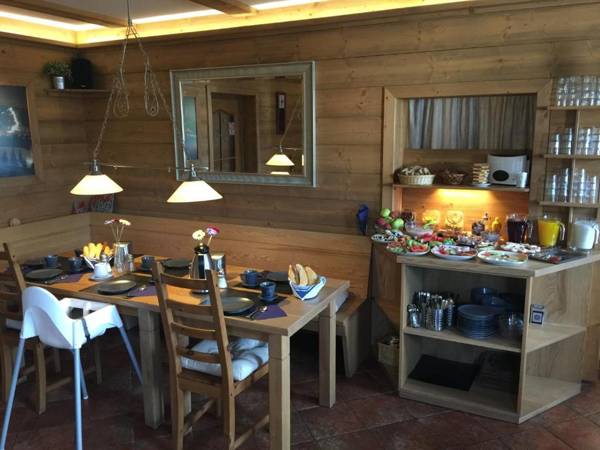 Pension and Apartments MONIKA