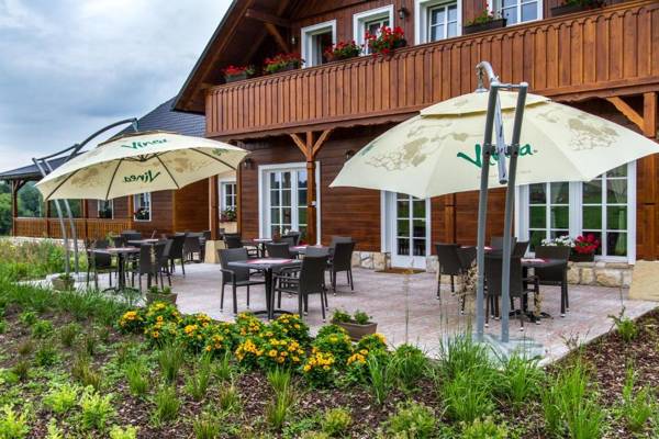 Pivnice ve Dvorci - Jítravský Dvorec