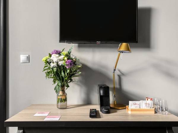 numa l Root Rooms & Apartments