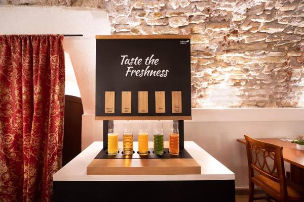 Hotel Leonardo & Bookquet Prague