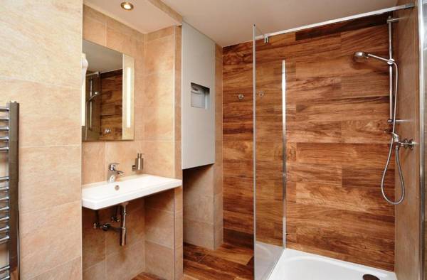 Navratilova Apartments