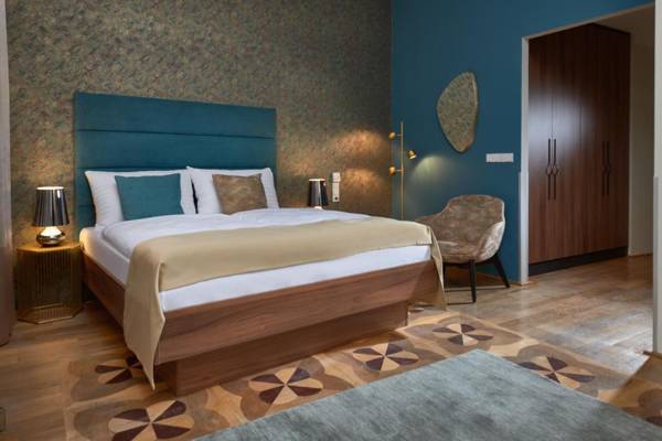 Golden Angel Apartments