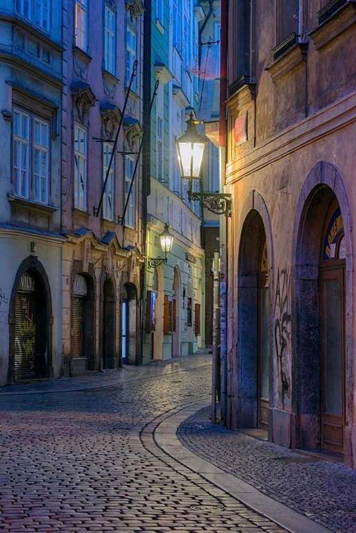 Karlova 25 Apartments