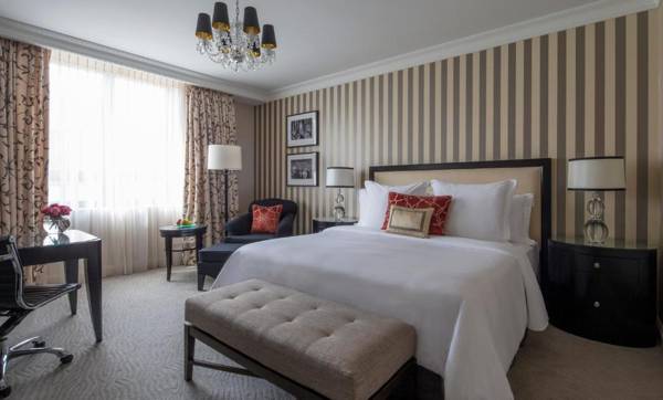 Workspace - Four Seasons Hotel Prague
