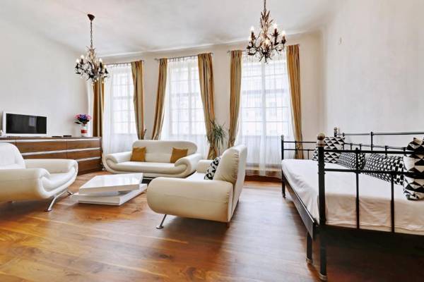 Historic Centre Apartments II