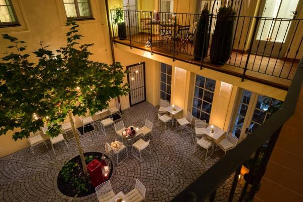 Old Royal Post Hotel