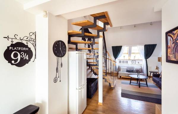 4BR 3BATH BALCONY central Harry Potter penthouse