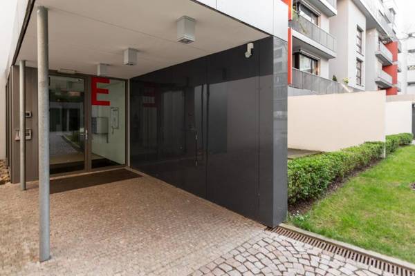 Fashionable Apartments Flora