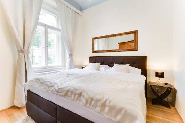 Diamond Riverside Apartment in the Heart of Prague