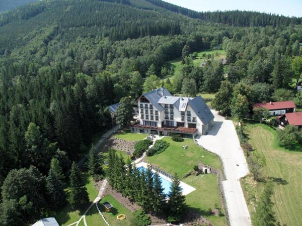 Beltine Forest Hotel