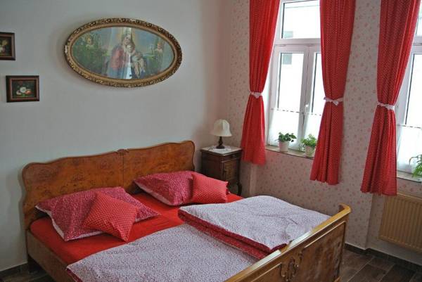 Restaurace a penzion Ubrousku prostři se