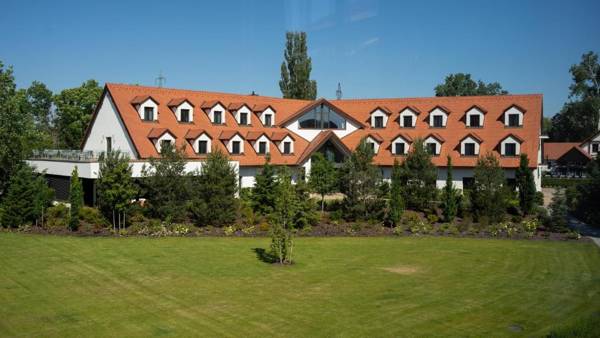 HOTEL Hraniční zámeček