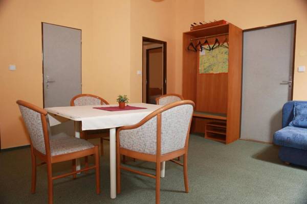 Wellness Penzion Kroměříž - Zlobice