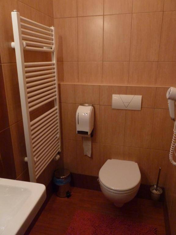 Steak Restaurant Penzion Country Saloon