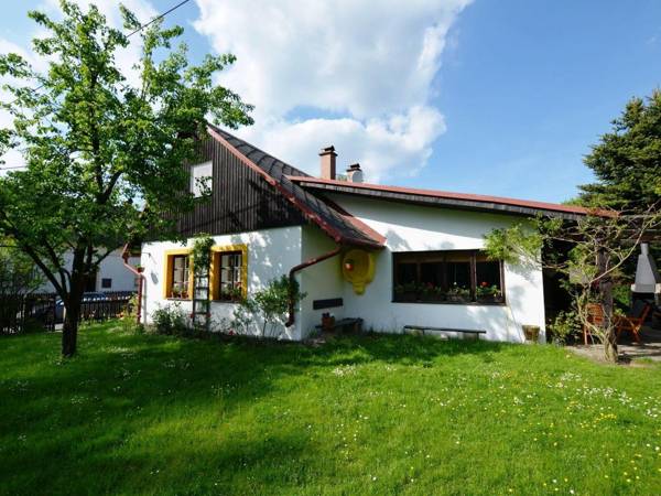 Cozy Holiday Home in Knežice with Large Garden