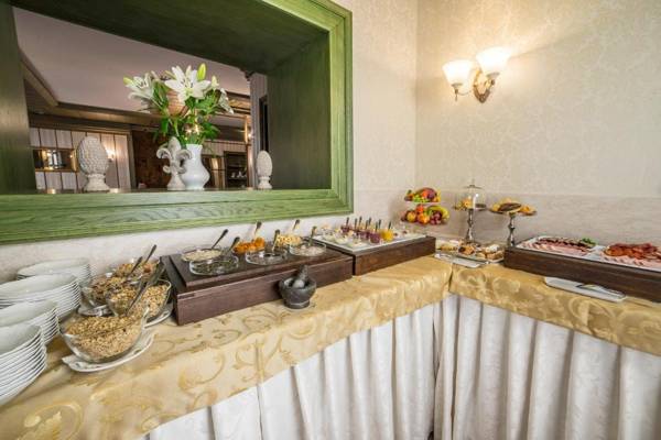 Boutique Hotel Three Lilies