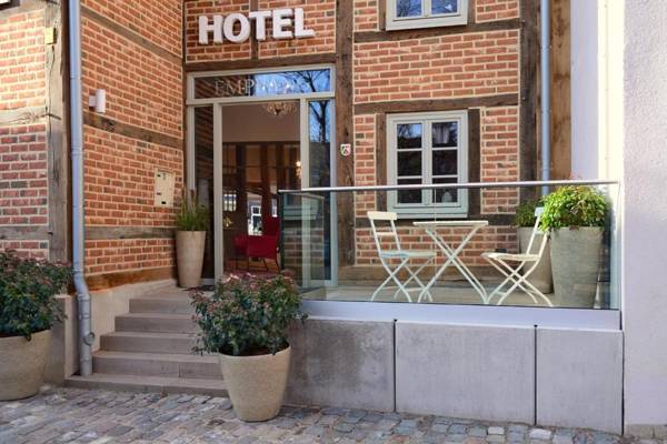Hotel No. 11