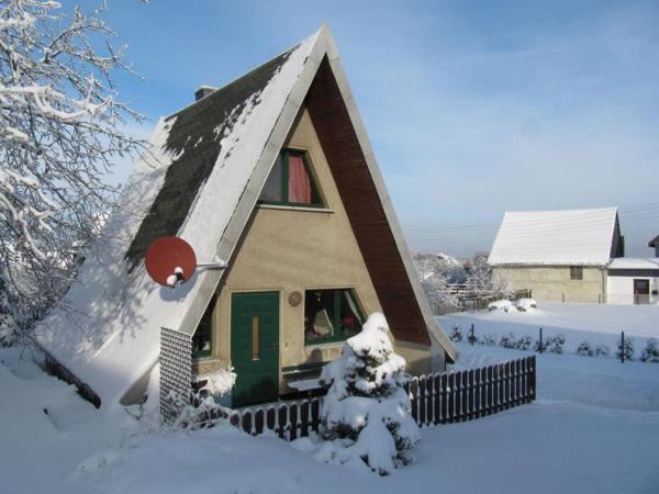 Cosy A-frame house in the Harz with stove private terrace and garden