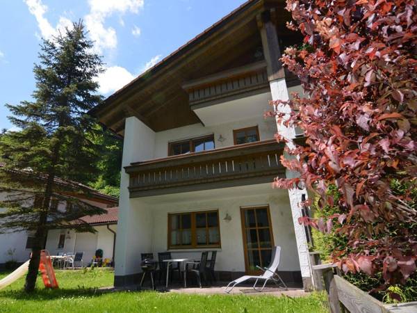 Charming Apartment in Schönau am Königsee with Barbecue