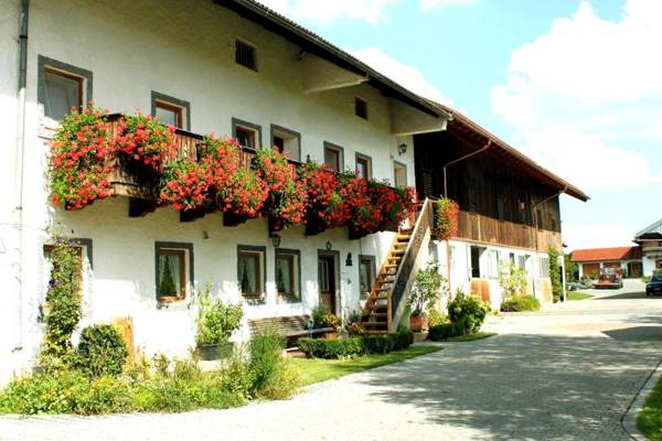 Ferienwohnungen Feuerer