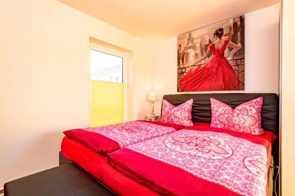 Villa Mia 2 Raum Wohnung Nr. 6 mit Balkon 1. OG.