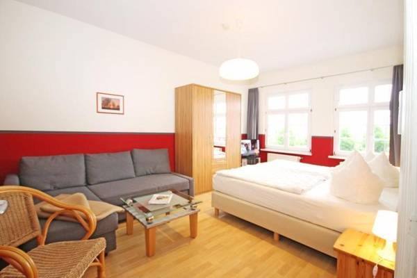 Ferienwohnungen-Molli-West-Wohnung-1-9801