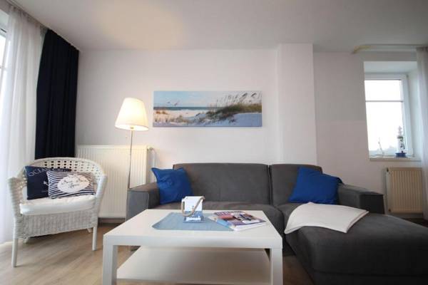 Strandschloesschen-Haus-I-WE-13-9890