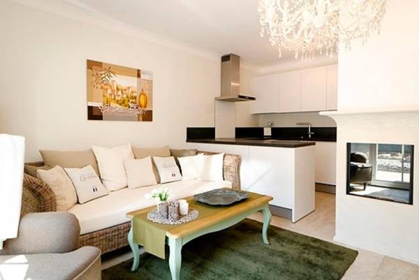 Les Belles Haus Bastien FW Galant Whg 6