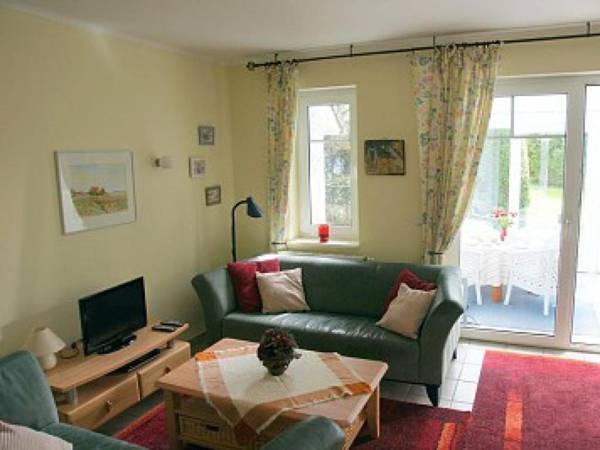 Darsser Weg _Strandkoerbchen_Zings