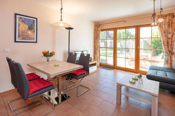 Ferienpark Freesenbruch Wohnung 1 2 - Am Schwalbenweg