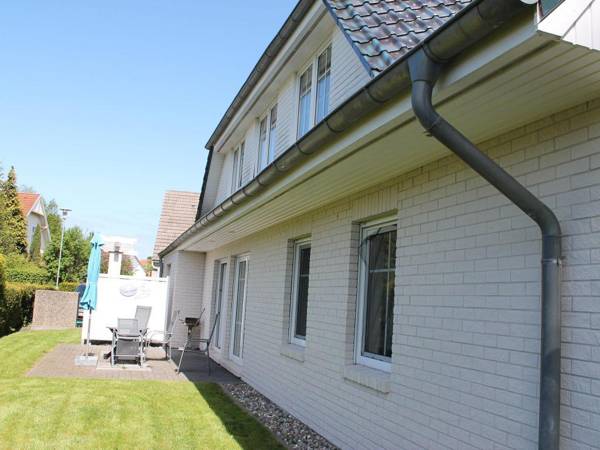 Cozy Apartment in Zingst Germany with Garden