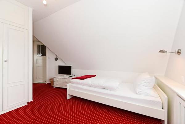 Hilligenlei Zimmer 10 EZ