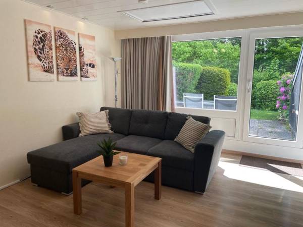 Apartment Happy Holiday