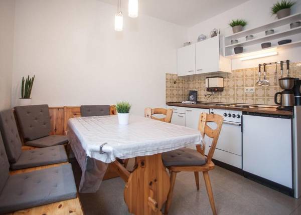 Apartment - Burgstrasse 15-B