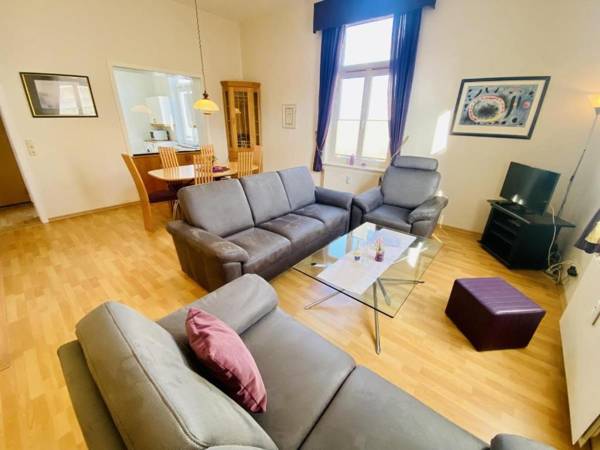 Berringer Leuchtfeuer direkt an der Promenade